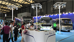 公交、團(tuán)體、BRT 宇通上演“重磅大咖秀”