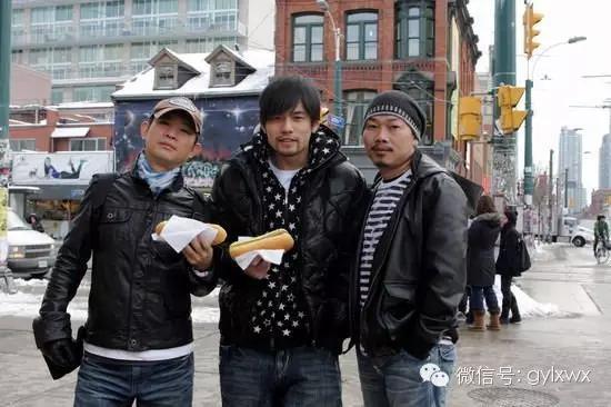 明星旅行糗事一籮筐 總有一個(gè)萌到你！