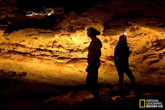 風(fēng)洞國(guó)家公園，南達(dá)科他州攝影：Phil Schermeister，國(guó)家地理創(chuàng)意版