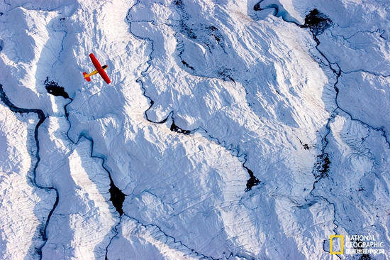 朗格爾-圣埃利亞斯國(guó)家公園保護(hù)區(qū)，阿拉斯加州攝影：Frans Lanting，國(guó)家地理創(chuàng)意版