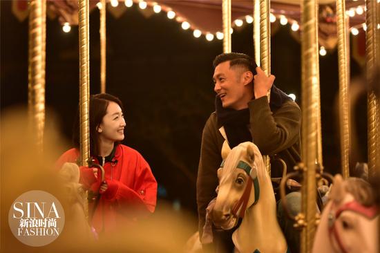 余文樂，周冬雨游園