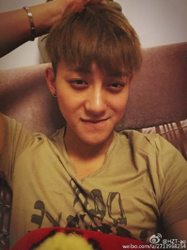 黃子韜清空微博取關(guān)所有人 黃子韜清空微博取關(guān)所有人