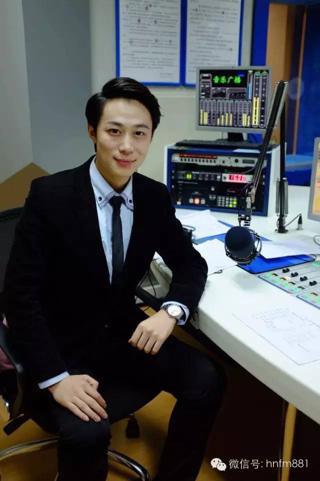 以及我們881的小鮮肉 — 思嘉??！