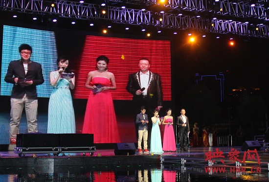 現(xiàn)場主持人帥天、小糖、李江、凱文