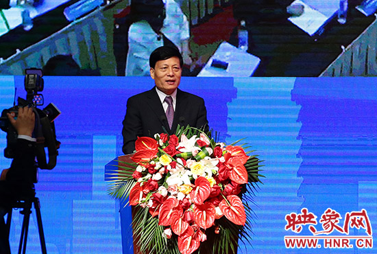 河南省委副書記、省長謝伏瞻出席開幕式并講話