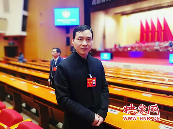 河南省政協(xié)委員邢懷章 河南省政協(xié)委員邢懷章
