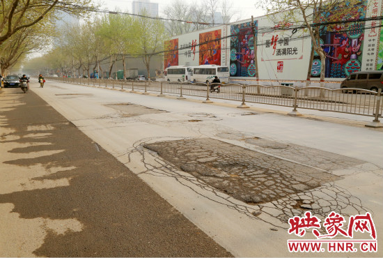 南陽路因為地鐵將要施工而暫緩大修。