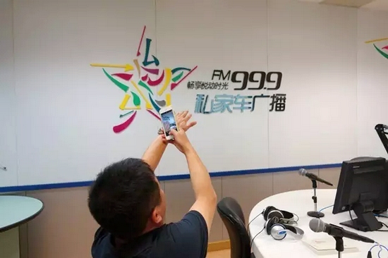 一言不合就撫摸鄭州，那怎么能少了我們私家車999？