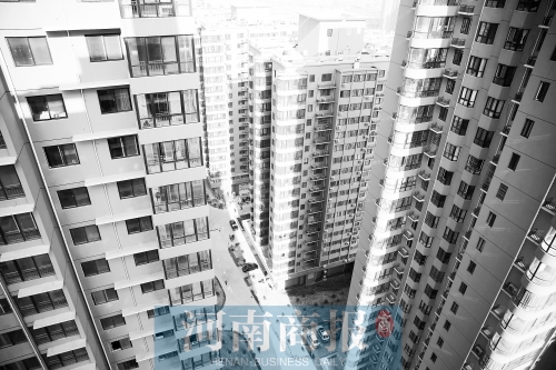 今年鄭州在商品房小區(qū)、經(jīng)適房小區(qū)內(nèi)配建的公租房，將面向社會輪候供應(yīng) 楊東華/攝