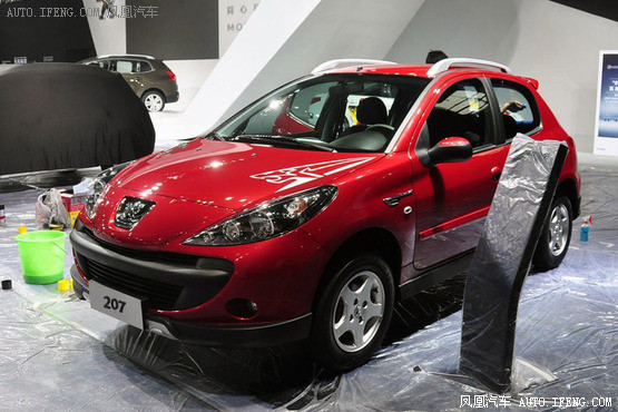 東風(fēng)標(biāo)致CROSS 207 東風(fēng)標(biāo)致CROSS 207