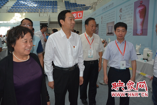 中國(guó)(國(guó)際)汝瓷文化周汝州開(kāi)幕 中國(guó)(國(guó)際)汝瓷文化周汝州開(kāi)幕