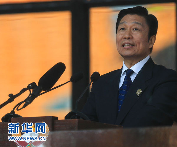 12月10日，國(guó)家副主席李源潮在南非約翰內(nèi)斯堡出席南非政府為前總統(tǒng)曼德拉舉行大型官方追悼活動(dòng)并致辭。