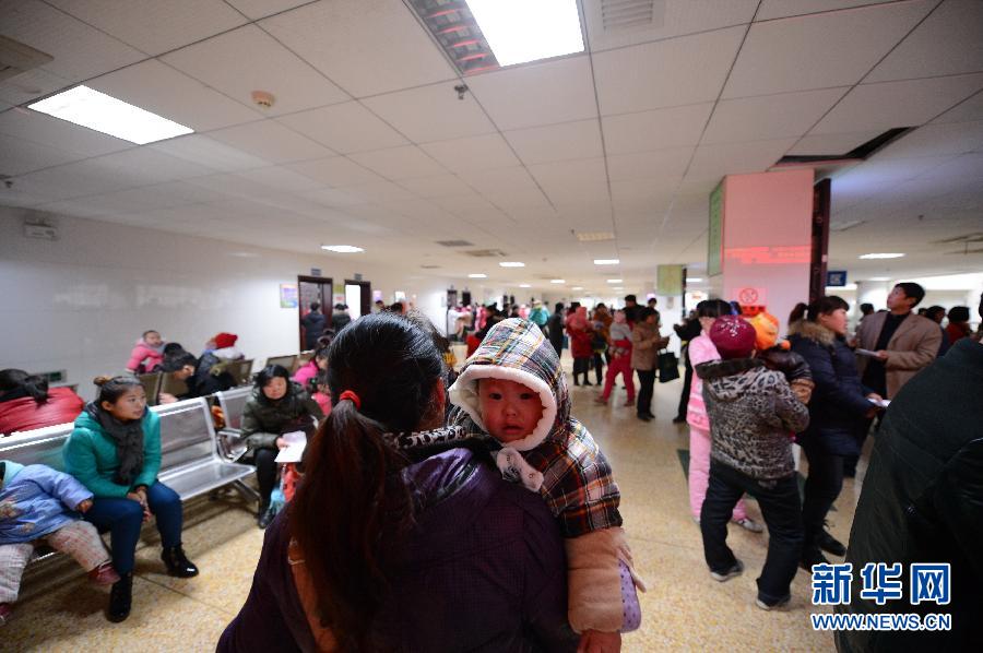 強降溫致兒科門診激增 強降溫致兒科門診激增