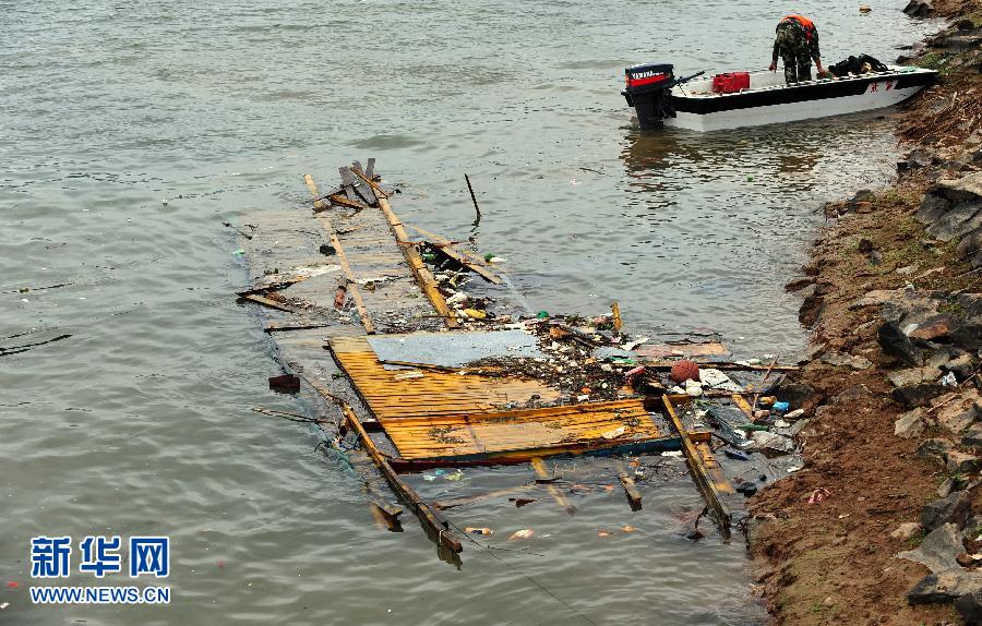 福建南平渡船翻沉事故導致11人死亡4人失蹤 福建南平渡船翻沉事故導致11人死亡4人失蹤