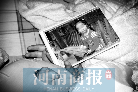 誰(shuí)能想到漂亮可愛(ài)的孩子，會(huì)變成現(xiàn)在的樣子