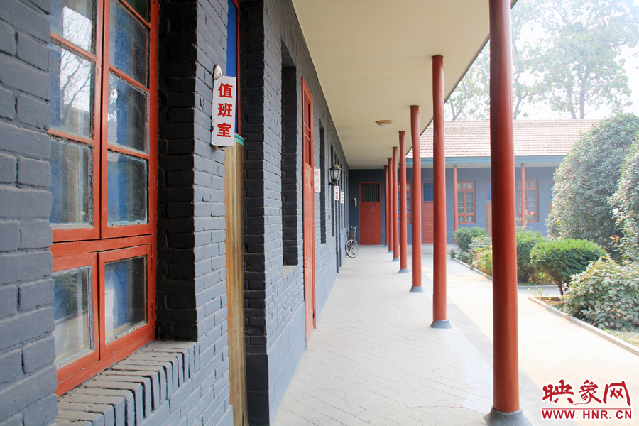 滑縣縣委辦公室院內(nèi)一景