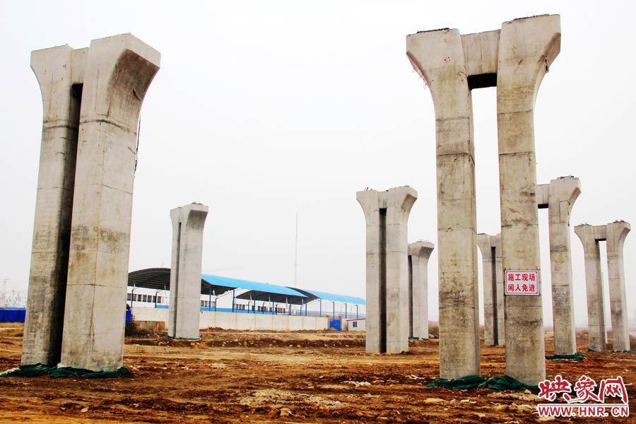 今年9月份，媒體曾報(bào)道稱，此項(xiàng)目停工的原因主要是資金鏈斷裂。