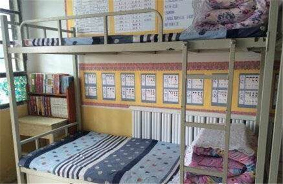 教育部要求學校教室和宿舍溫度不能低于16℃(圖片來源于網絡) 教育部要求學校教室和宿舍溫度不能低于16℃(圖片來源于網絡)