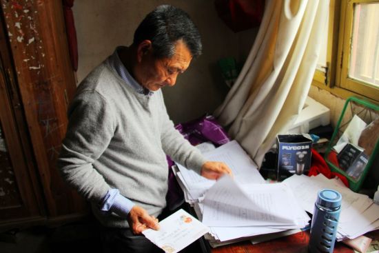 這些信成了張家的“寶貝”，哥哥張高發(fā)表示要好好收藏。