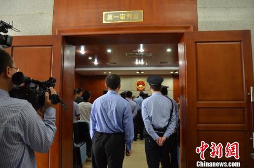 深圳故意殺人警察一審獲死緩 當(dāng)庭表示上訴 深圳故意殺人警察一審獲死緩 當(dāng)庭表示上訴