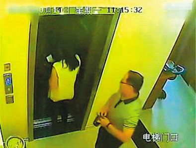 去年12月8日，“張軍嫖娼門”視頻和網(wǎng)帖在網(wǎng)上流傳。