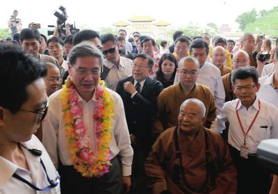 張志軍步入禮敬大廳。