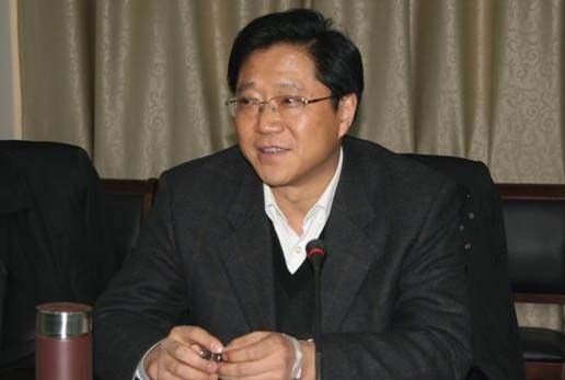 銅陵市委召開全市領(lǐng)導(dǎo)干部會議宣布安徽省委決定，提名銅陵市委副書記倪玉平為銅陵市人民政府市長候選人。