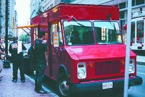 “無二烤肉”營業(yè)現(xiàn)場。