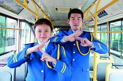 10萬網(wǎng)友參與禁煙調查 近四成稱不會勸阻吸煙 10萬網(wǎng)友參與禁煙調查 近四成稱不會勸阻吸煙