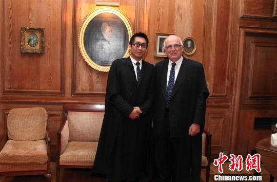劍橋大學(xué)彭布羅克學(xué)院首次向華人授予院士稱號 劍橋大學(xué)彭布羅克學(xué)院首次向華人授予院士稱號