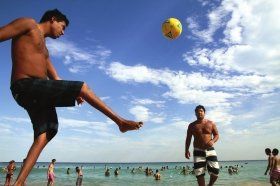 澳大利亞第3次蟬聯(lián)國(guó)家“幸福指數(shù)”排行榜榜首 澳大利亞第3次蟬聯(lián)國(guó)家“幸福指數(shù)”排行榜榜首