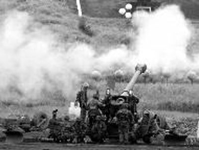 24日，日本陸上自衛(wèi)隊在進行演練