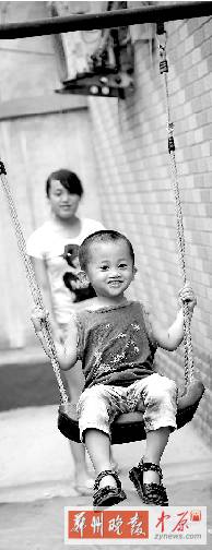 張麗梅說，兒子的每張笑臉，都會讓自己看到希望。