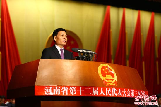 省長謝伏瞻作政府工作報告 省長謝伏瞻作政府工作報告