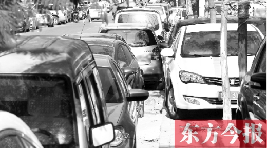 鄭州停車位緊張，給愛車找個(gè)車位每天都在考驗(yàn)著車主的智慧