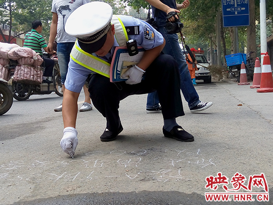 對聯系不上的車主留下交巡警電話