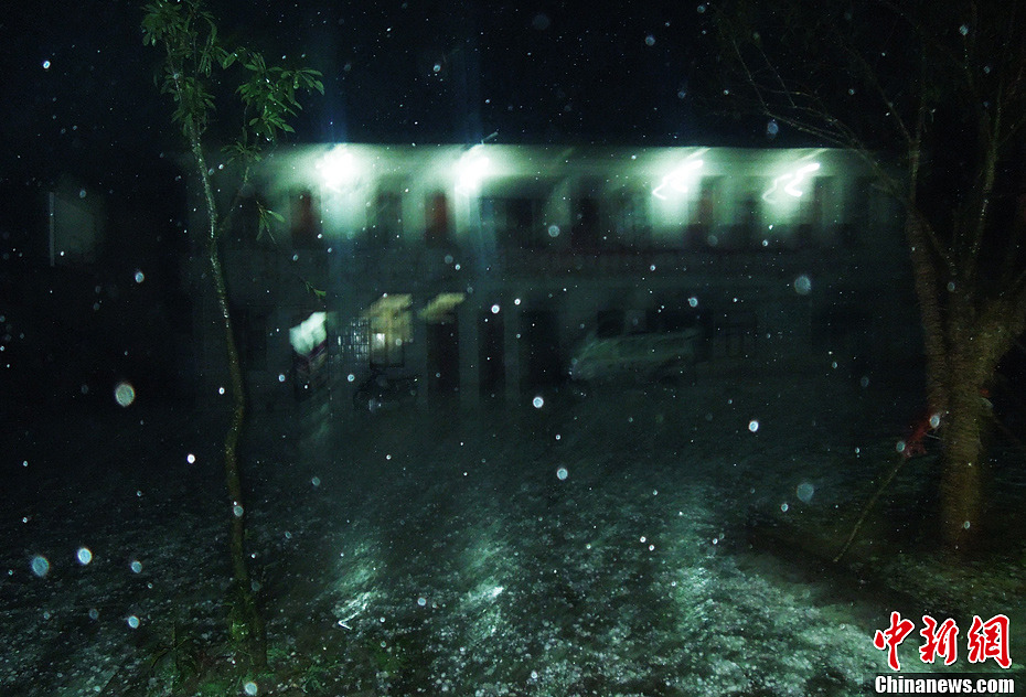 貴州省貴定縣鐵廠鄉(xiāng)遭受百年來最嚴(yán)重的冰雹災(zāi)害：造成直接經(jīng)濟損失1473萬元。