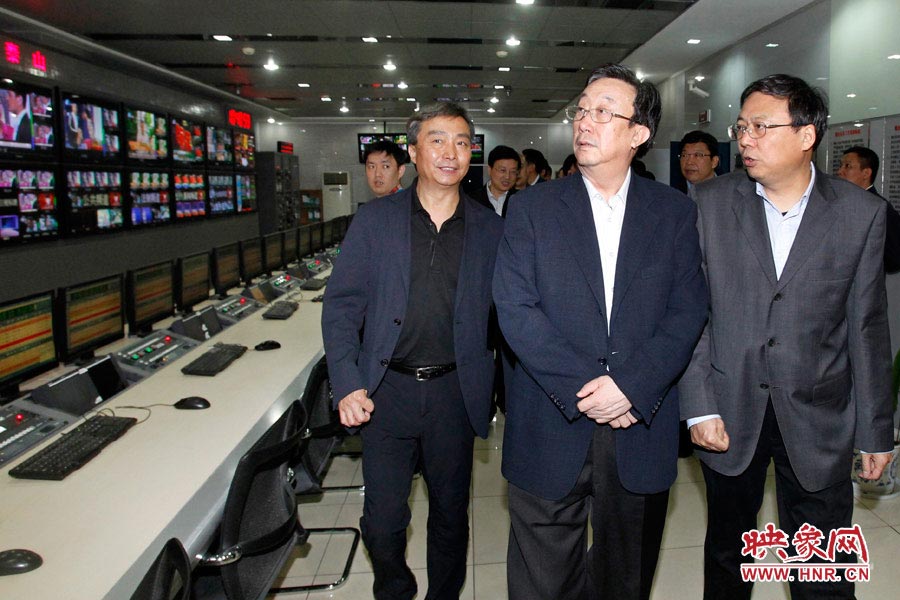 河南省委書記、省人大常委會(huì)主任郭庚茂視察河南人民廣播電臺(tái) 映象網(wǎng)記者邵恰 段晉哲/攝