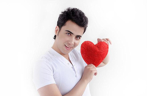 伊拉克18歲大學(xué)生自稱地球上最帥男人(網(wǎng)頁(yè)截圖) 伊拉克18歲大學(xué)生自稱地球上最帥男人(網(wǎng)頁(yè)截圖)