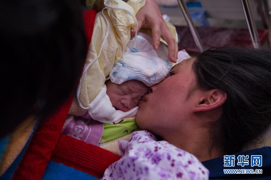 孕婦預(yù)產(chǎn)期提前 余震中順利產(chǎn)子 孕婦預(yù)產(chǎn)期提前 余震中順利產(chǎn)子