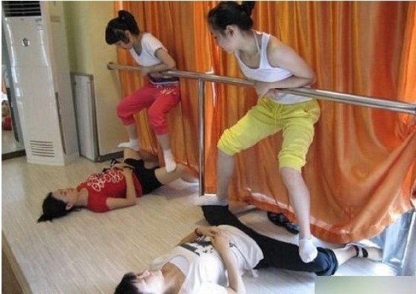 藝校妹子到底有多苦？