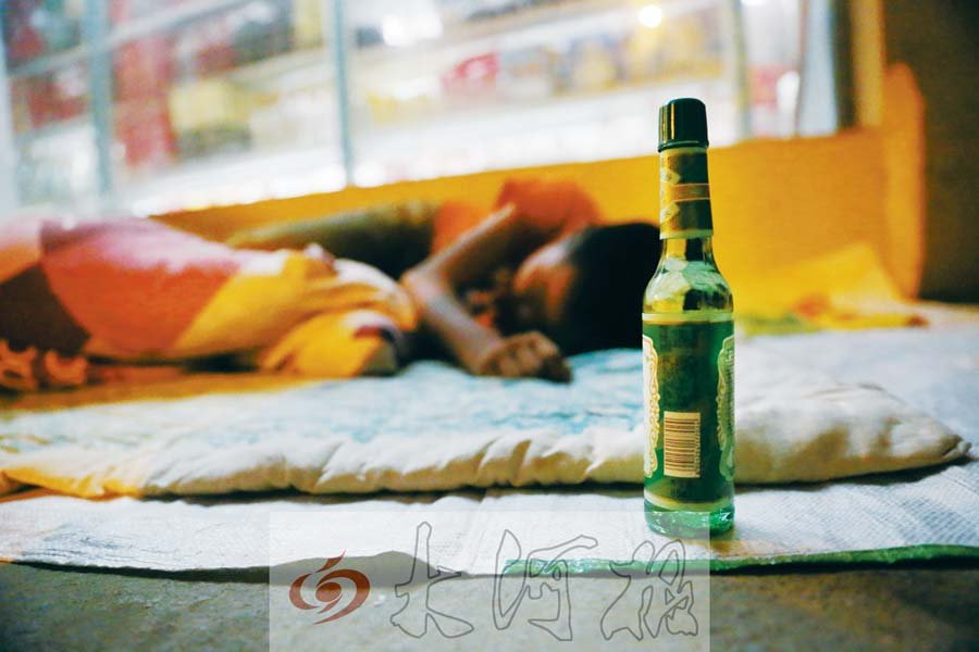 00后男孩"旱生"賣瓜記 00后男孩"旱生"賣瓜記