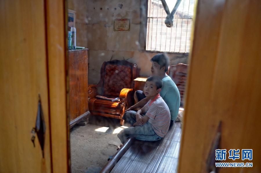 農(nóng)場棚戶區(qū)的最后留守家庭：留下的是回憶，迎來的是幸福