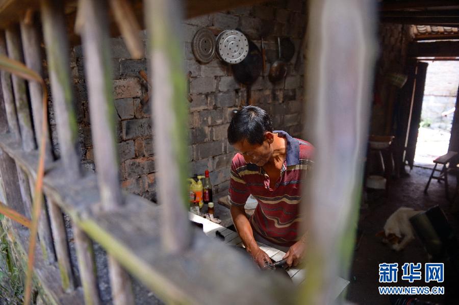 農(nóng)場棚戶區(qū)的最后留守家庭：留下的是回憶，迎來的是幸福