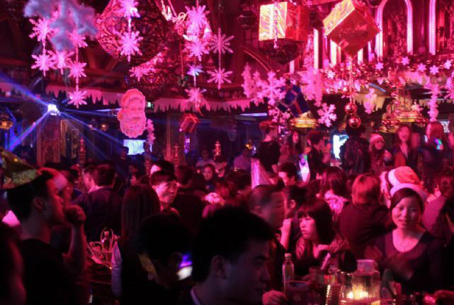 再不狂歡就老了！鄭州圣誕狂歡大攻略