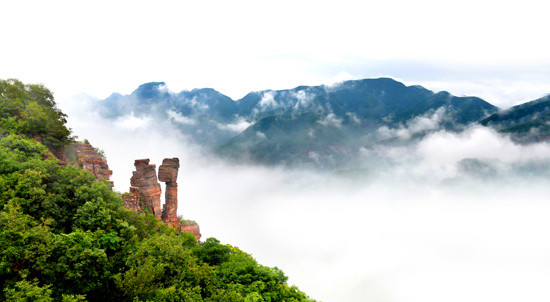 黛眉山:掀開“神秘的面紗” 黛眉山:掀開“神秘的面紗”