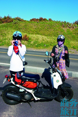 路遇環(huán)島的大學(xué)生。