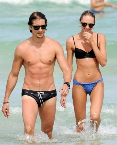 誰(shuí)能有幸約會(huì)天使？維秘超模們的男星后宮團(tuán)