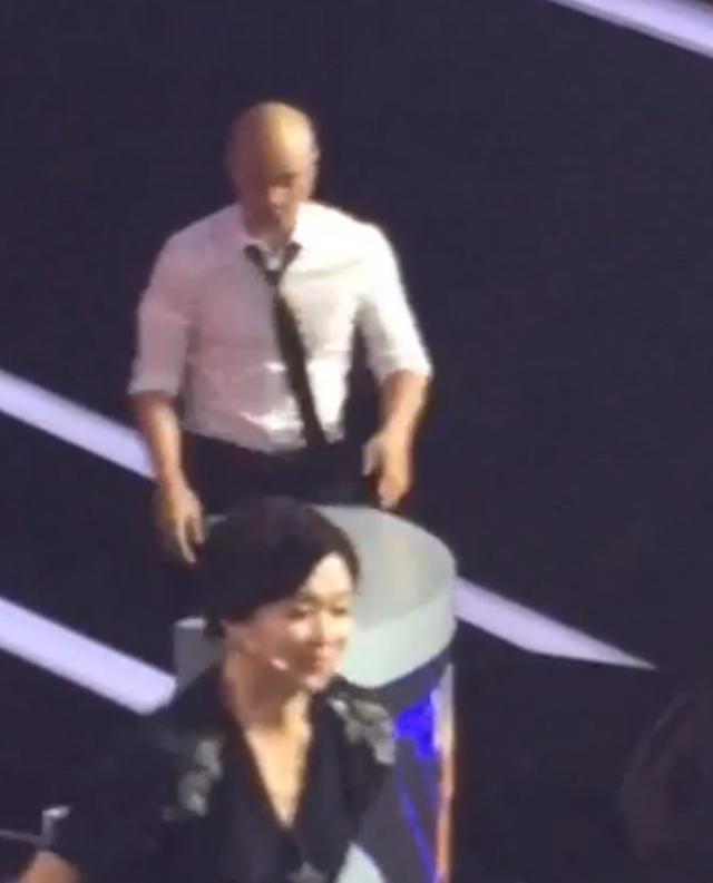 樂嘉回應錄節(jié)目耍酒瘋 稱“問心無愧”