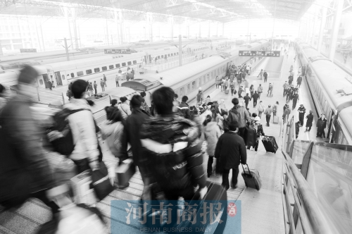 坐火車回家的小伙伴們，你們的票買到了嗎？